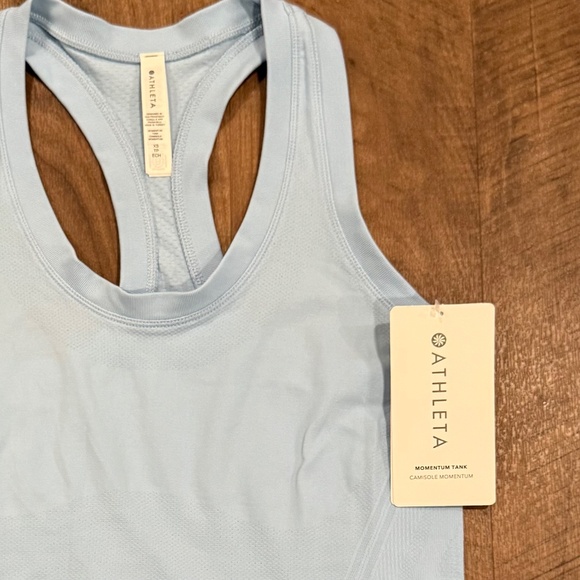 Athleta NWT Momentum Seamless Tank Sky Blue Size XS Gym Studio Outdoors - Picture 8 of 10